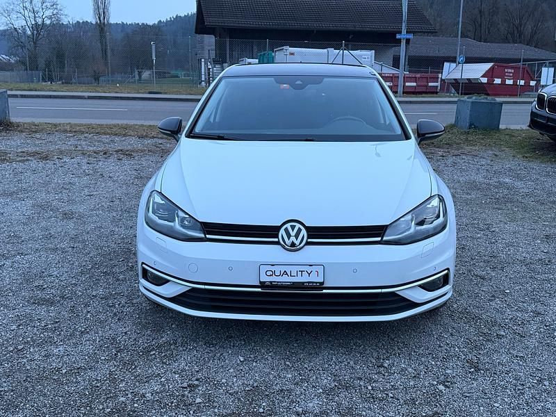 Gebraucht VW Golf VII Comfortline 115 PS (84 kW) 2018