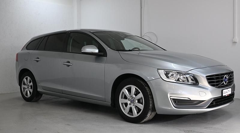 Gebraucht Volvo V60 163 PS (119 kW) 2013 Kombi