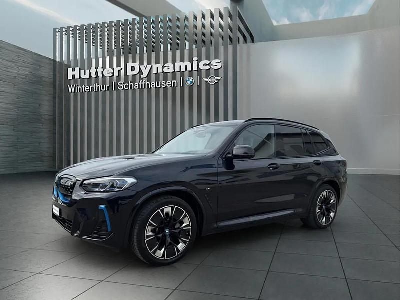 Schwarz Gebraucht 2025 BMW iX3 Impressive SUV | CHF 40’850 - Bild 1/4