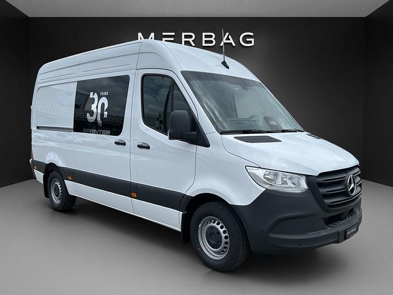 Gebraucht Mercedes Sprinter 149 PS (109 kW) 2025 Van