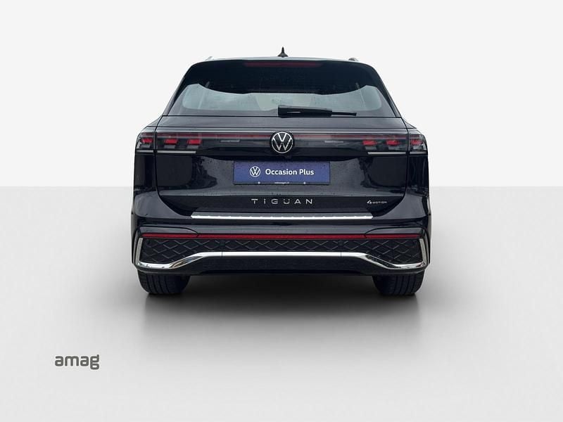 Gebraucht VW Tiguan R-line 193 PS (141 kW) 2024 Deepblack perleffekt SUV