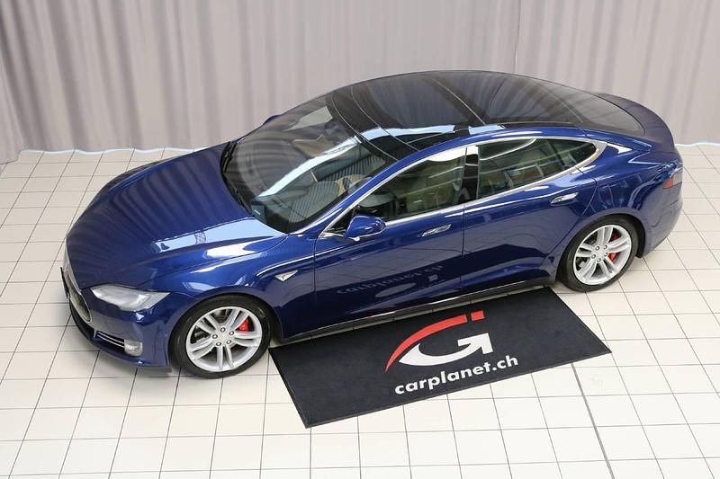 Gebraucht Tesla Model S Performance 567 kW (772 PS) 2015 Blau Kleinwagen