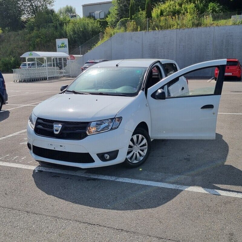 Gebraucht 2016 Dacia Sandero Ambiance Kleinwagen | CHF 2’500 (Guter Preis) - Bild 1/4