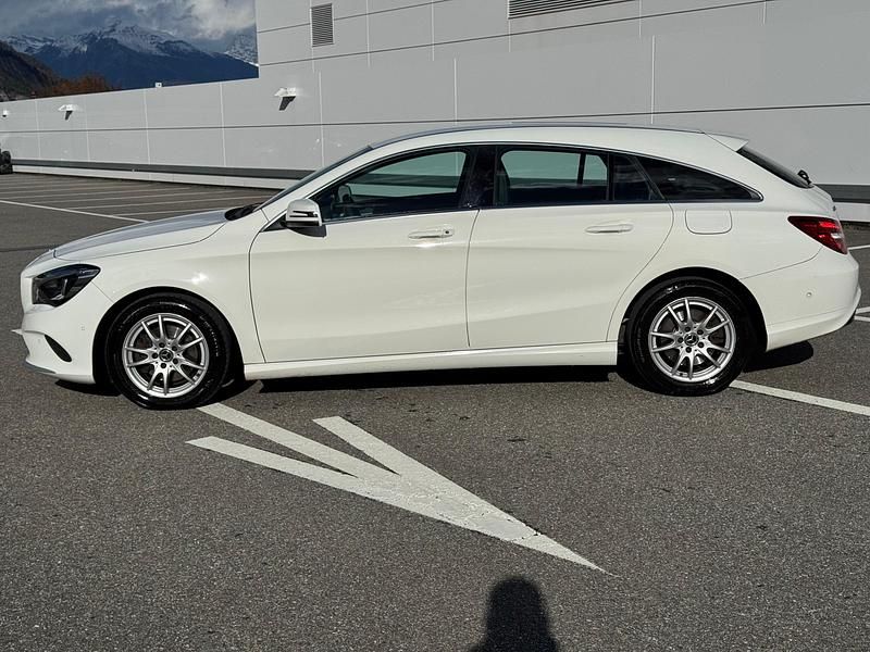 Gebraucht Mercedes CLA200 Urban 136 PS (100 kW) 2018