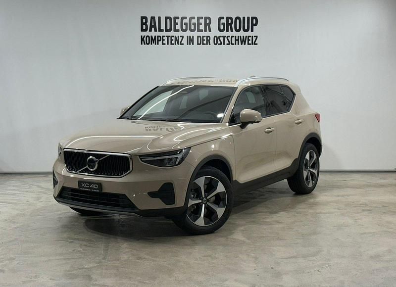 Neu 2025 Volvo XC40 Core SUV | CHF 43’650 - Bild 1/4