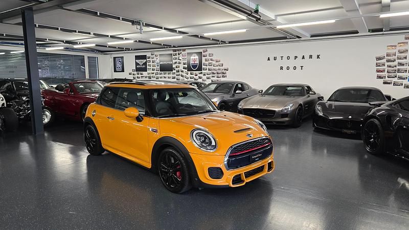 Gebraucht 2017 Mini John Cooper Works Kleinwagen | CHF 17’900 (Fairer Preis) - Bild 1/4