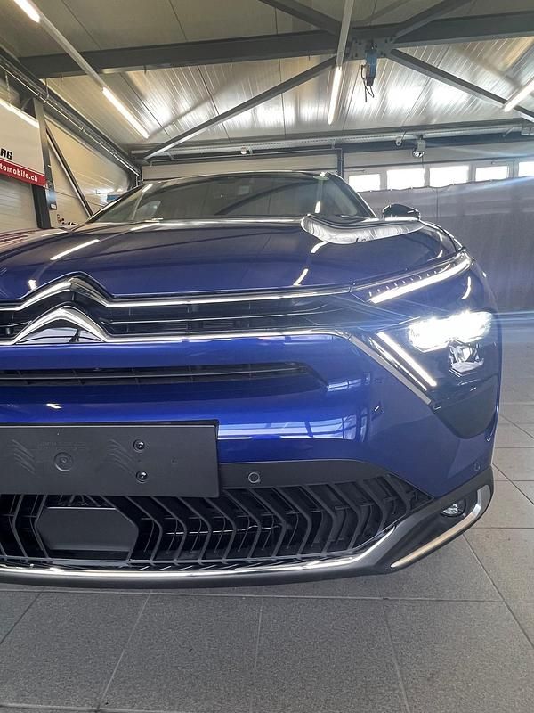 Gebraucht Citroën C5 X Feel 225 PS (165 kW) 2023 Blau Kombi