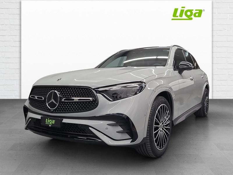 Neu Mercedes GLC220 AMG line 220 PS (161 kW) 2026 SUV
