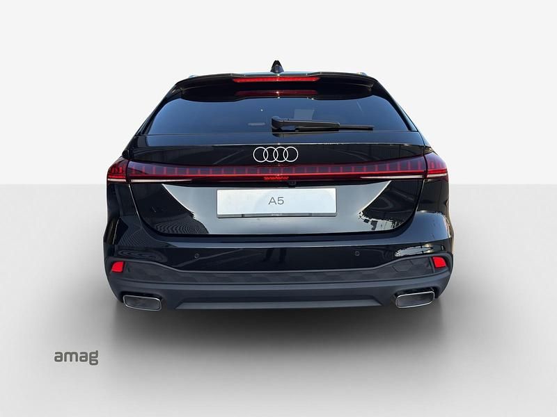 Gebraucht Audi A5 Ambiente 204 PS (150 kW) 2025 Mythosschwarz metallic Coupé