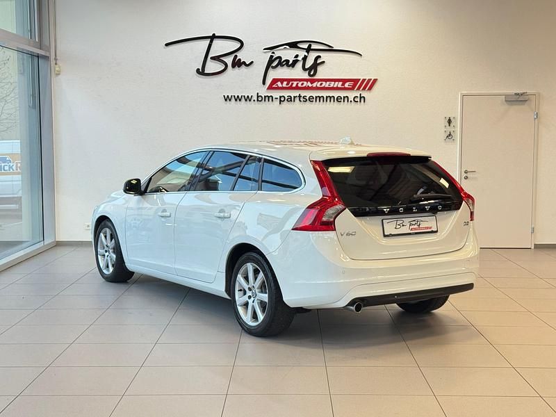 Gebraucht Volvo V60 Summum 120 PS (88 kW) 2018 Kombi