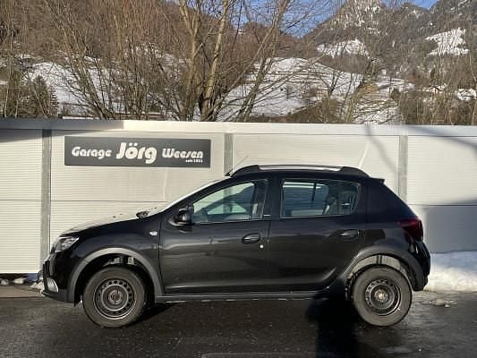 Gebraucht Dacia Sandero Stepway 90 PS (66 kW) 2018 Schwarz Limousine