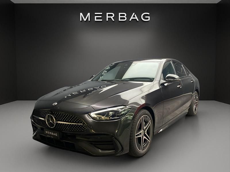 Grau Neu 2025 Mercedes C300e Limousine | CHF 69’700 (Superpreis) - Bild 1/4