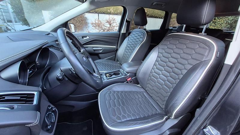Gebraucht Ford Kuga Vignale 150 PS (110 kW) 2019 SUV