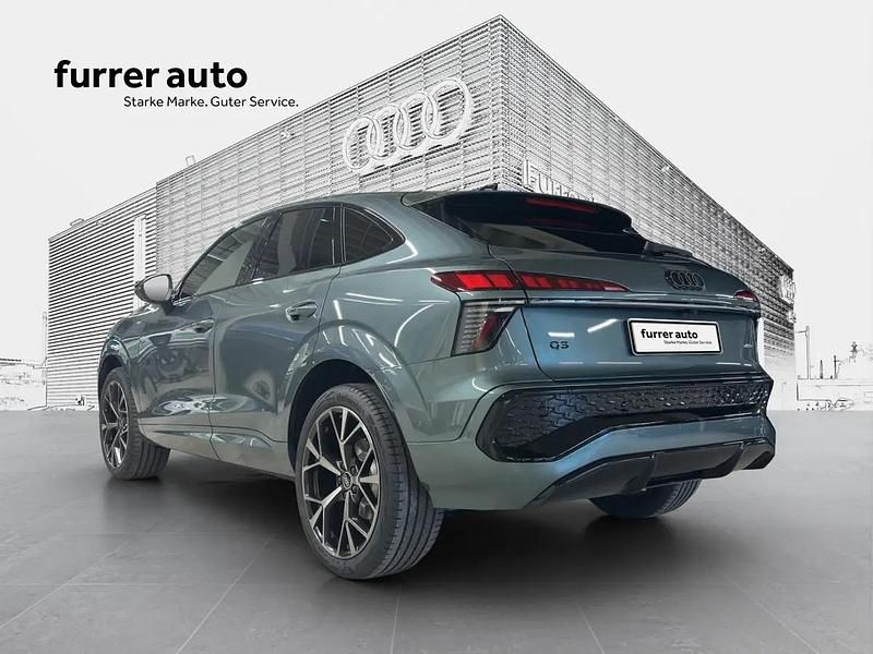 Neu Audi Q3 Sportback S-Line 245 PS (180 kW) 2025 Grün SUV