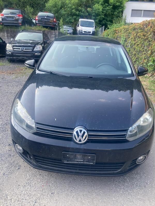 Gebraucht VW Golf VII Comfortline 105 PS (77 kW) 2012 Limousine