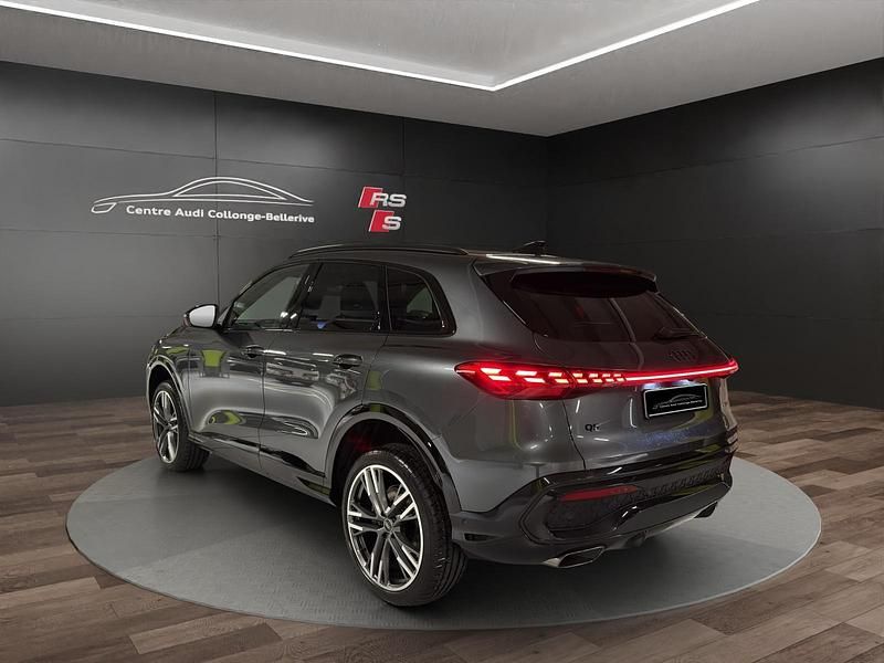 Neu Audi Q5 Comfort 204 PS (150 kW) 2025 Grau SUV