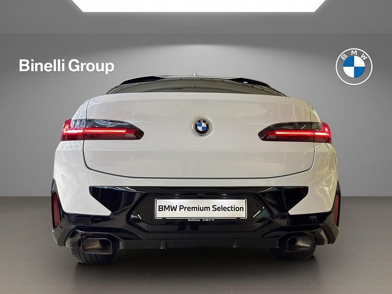 Gebraucht BMW X4 M Sport 256 PS (188 kW) 2022 Weiss SUV