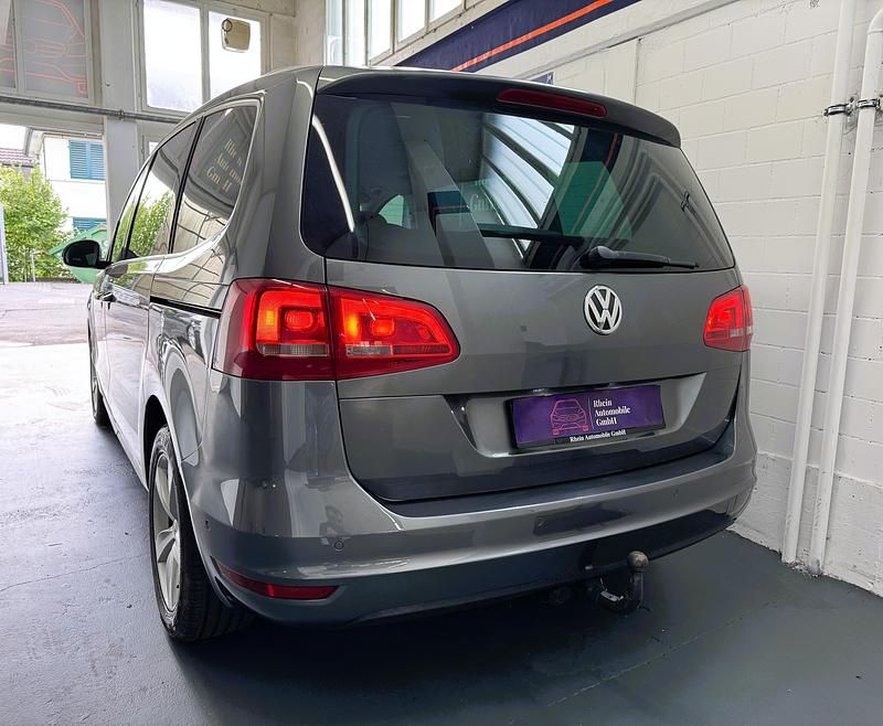 Gebraucht VW Sharan Comfortline 177 PS (130 kW) 2015 Van / Kleinbus