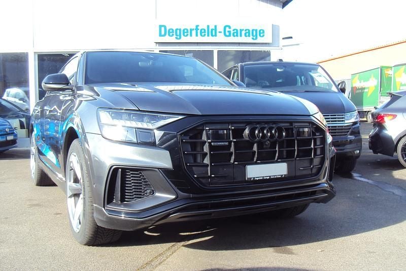 Gebraucht Audi Q8 381 PS (280 kW) 2023 SUV