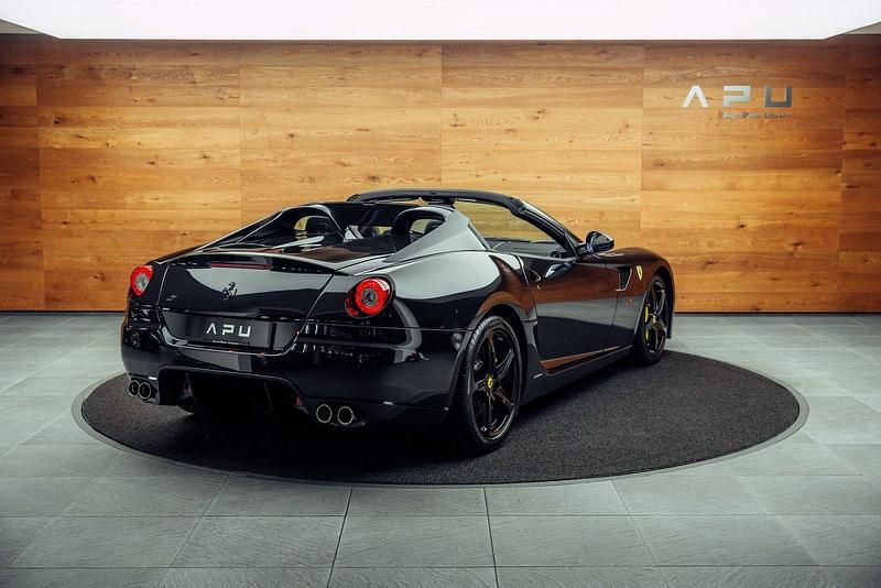 Gebraucht 2011 Ferrari 599 Cabrio | CHF 1’790’000 - Bild 1/4