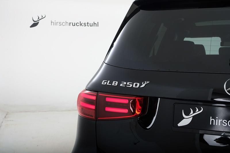 Gebraucht Mercedes GLB250 224 PS (164 kW) 2025 Schwarz SUV