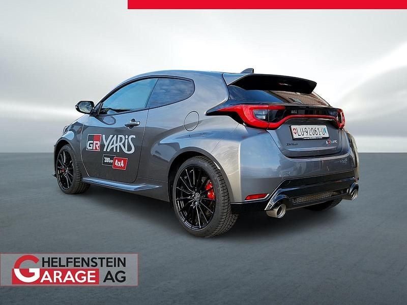Gebraucht Toyota Yaris Sport 280 PS (205 kW) 2024 Grau Limousine
