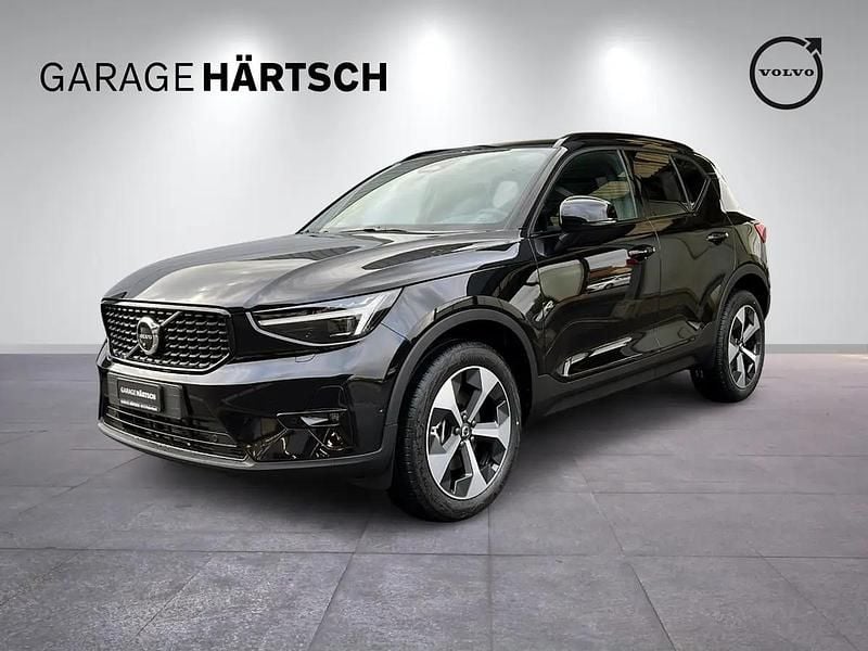 Schwarz Neu 2025 Volvo XC40 Plus SUV | CHF 65’630 - Bild 1/4