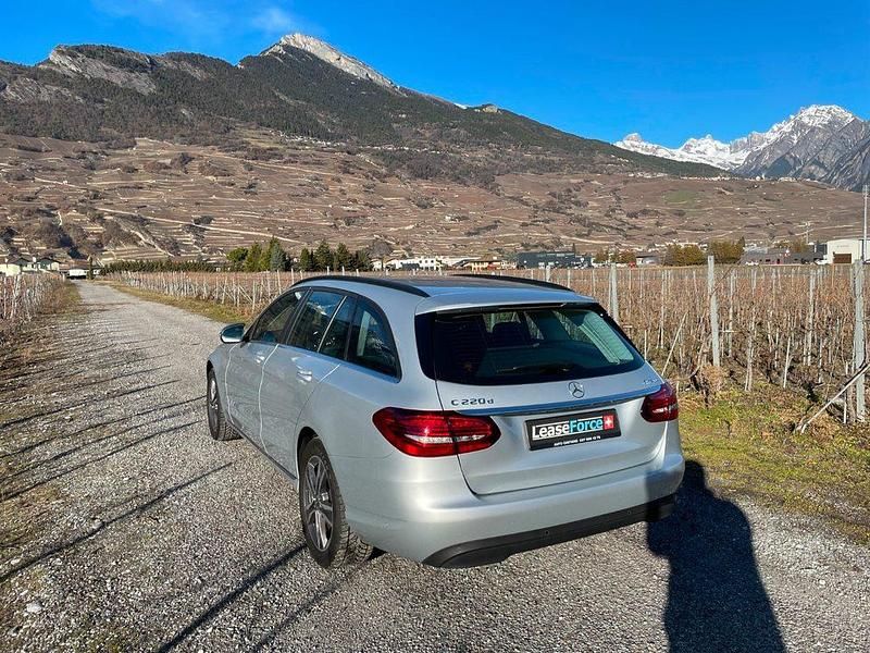 Gebraucht Mercedes C220 194 PS (142 kW) 2020 Kombi