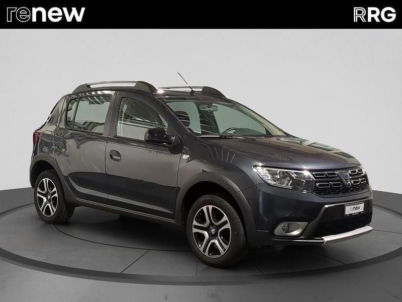 Grau Gebraucht 2020 Dacia Sandero Celebration Kleinwagen | CHF 10’900 (Etwas zu teuer) - Bild 1/4