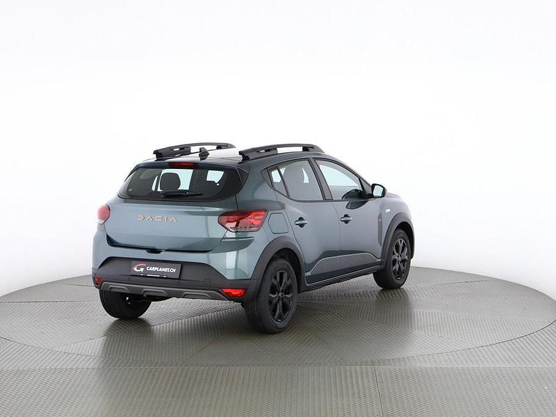 Neu Dacia Sandero Stepway 91 PS (66 kW) 2025 Kleinwagen