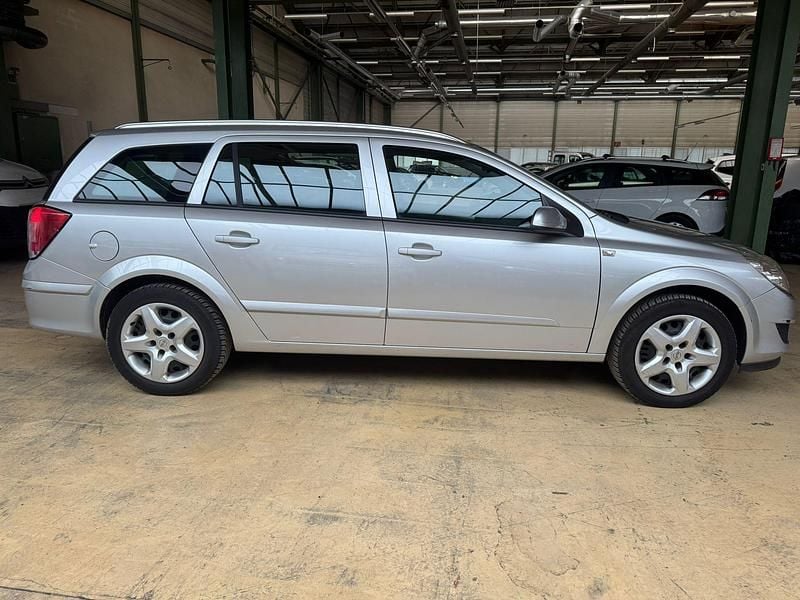 Gebraucht Opel Astra Enjoy 115 PS (84 kW) 2008