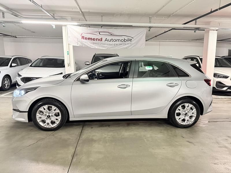 Gebraucht Kia Ceed 160 PS (117 kW) 2022 Kleinwagen