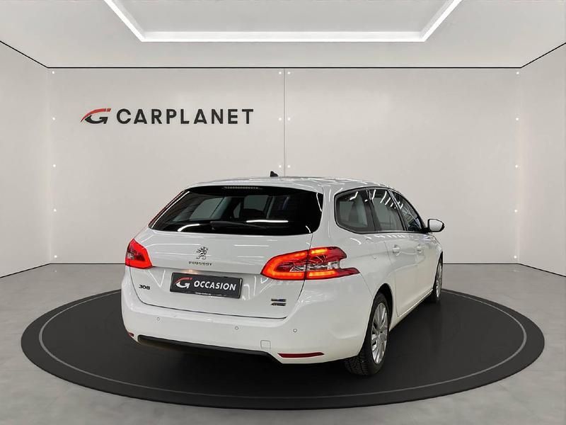 Gebraucht Peugeot 308 SW Active 120 PS (88 kW) 2015 Kombi