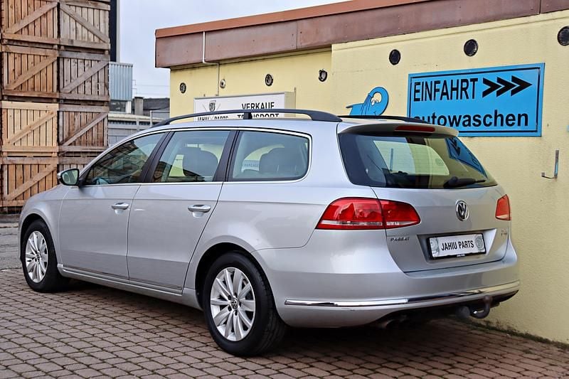 Gebraucht VW Passat Comfortline 140 PS (102 kW) 2011 Limousine
