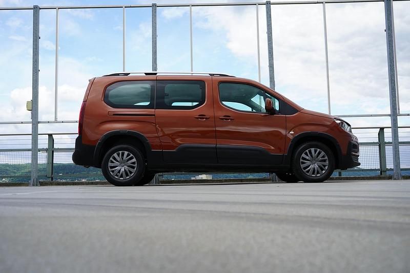 Gebraucht Peugeot Rifter Allure 130 PS (95 kW) 2021 Van / Kleinbus