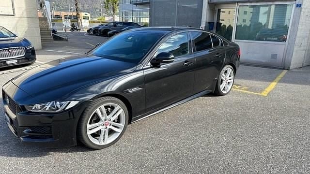 Gebraucht Jaguar XE R-Sport 241 PS (177 kW) 2017 Limousine