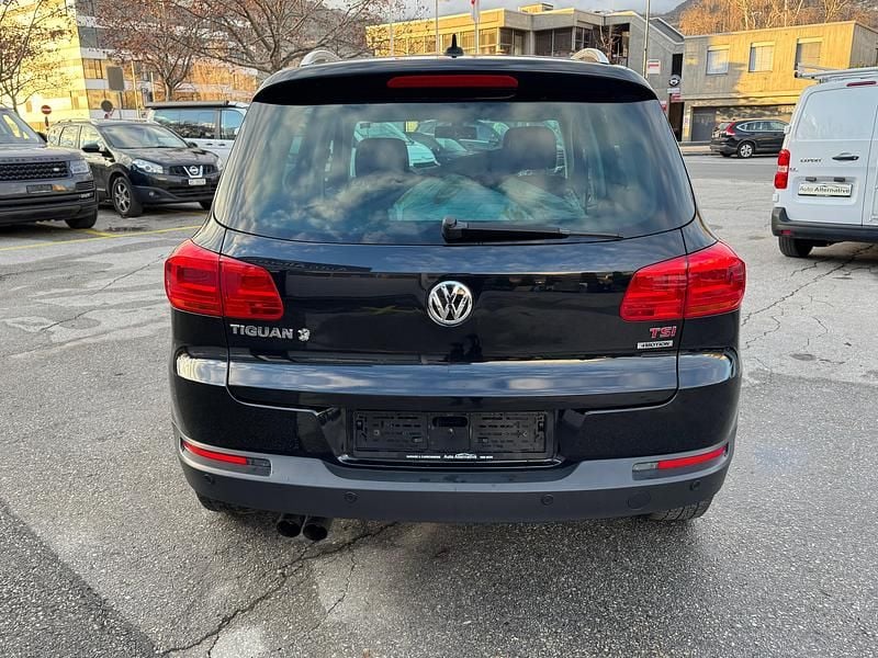 Gebraucht VW Tiguan LOUNGE 160 PS (117 kW) 2015 SUV
