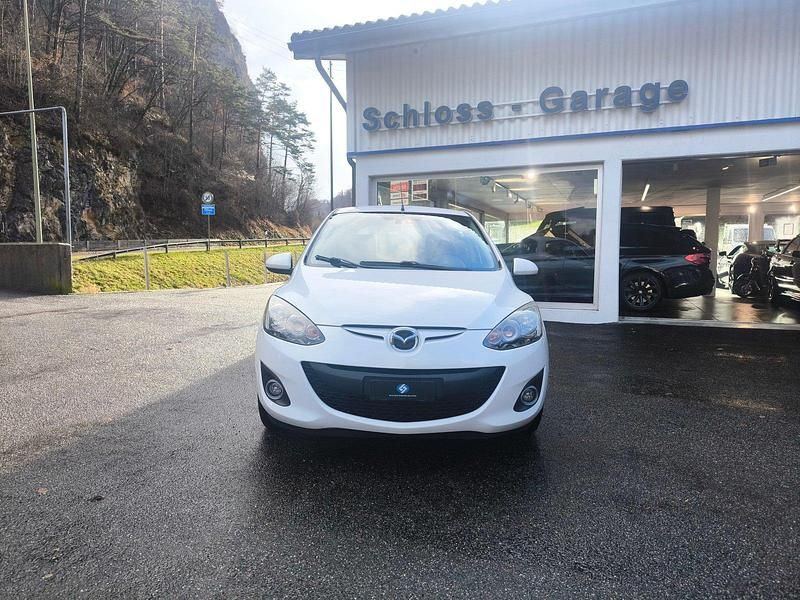 Gebraucht Mazda 2 Inclusive 102 PS (75 kW) 2015 Kleinwagen