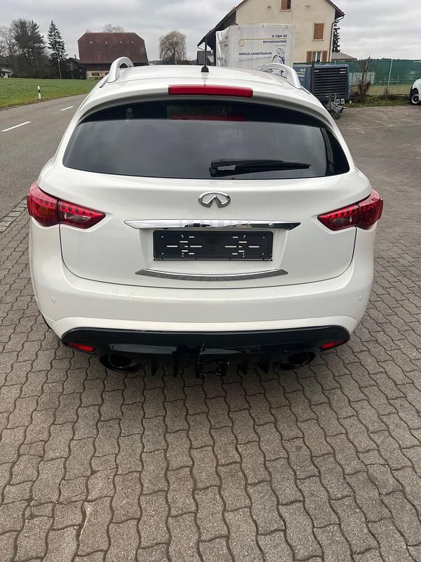 Gebraucht Infiniti QX70 238 PS (175 kW) 2016 SUV