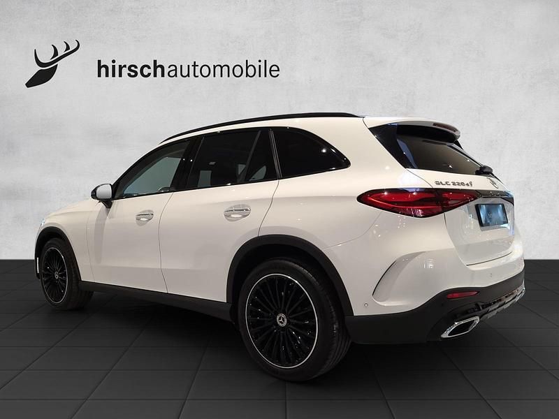 Gebraucht Mercedes GLC220 197 PS (144 kW) 2025 Weiss SUV