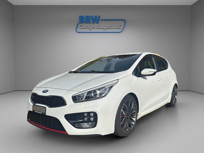 Weiss Gebraucht 2014 Kia Ceed GT Turbo Limousine | CHF 9’250 (Fairer Preis) - Bild 1/4