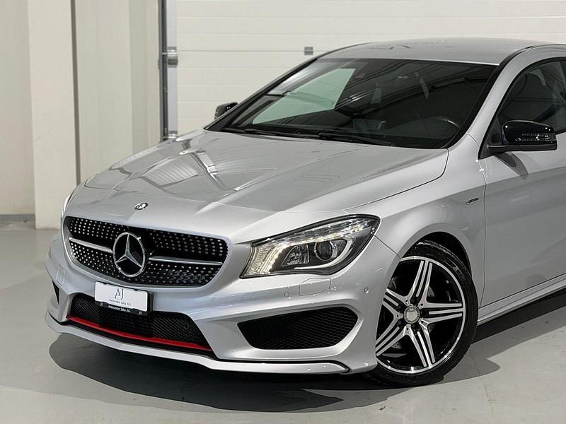 Gebraucht Mercedes CLA250 AMG line 211 PS (155 kW) 2015 Limousine