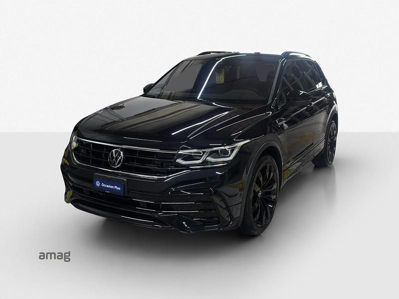Deep black nacré Gebraucht 2022 VW Tiguan R-line SUV | CHF 36’990 (Fairer Preis) - Bild 1/4