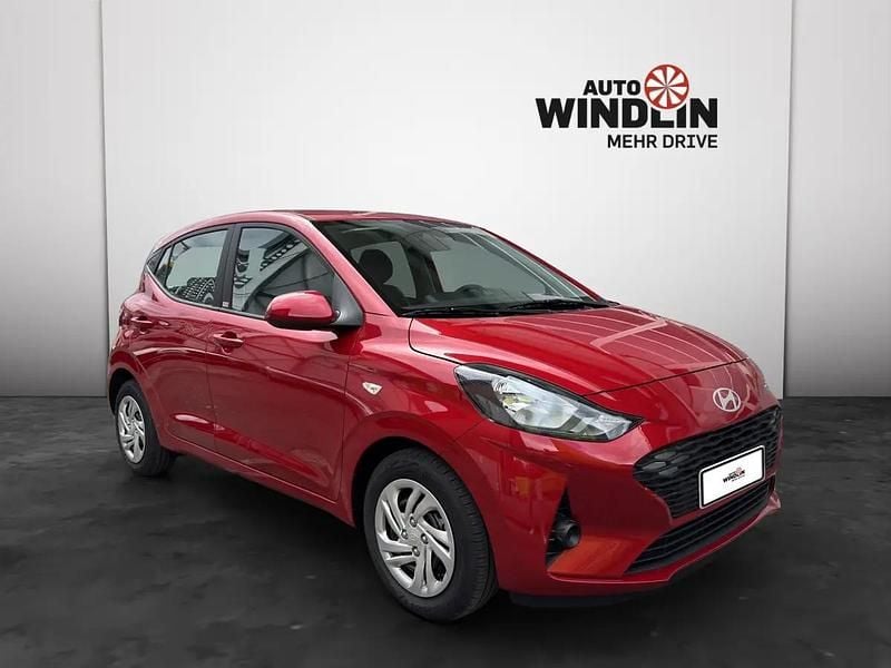 Rot Neu 2025 Hyundai i10 Kleinwagen | CHF 20’750 (Etwas zu teuer) - Bild 1/4