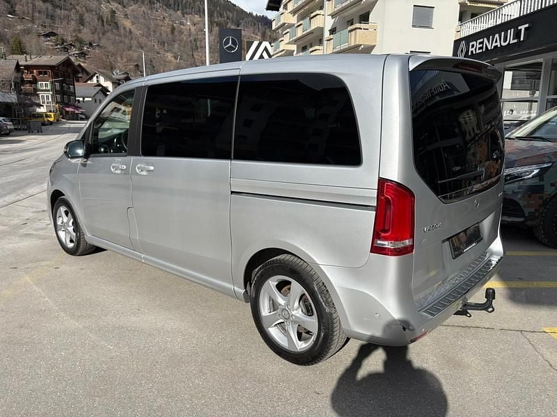 Gebraucht Mercedes V250 190 PS (139 kW) 2020 Grau Van / Kleinbus