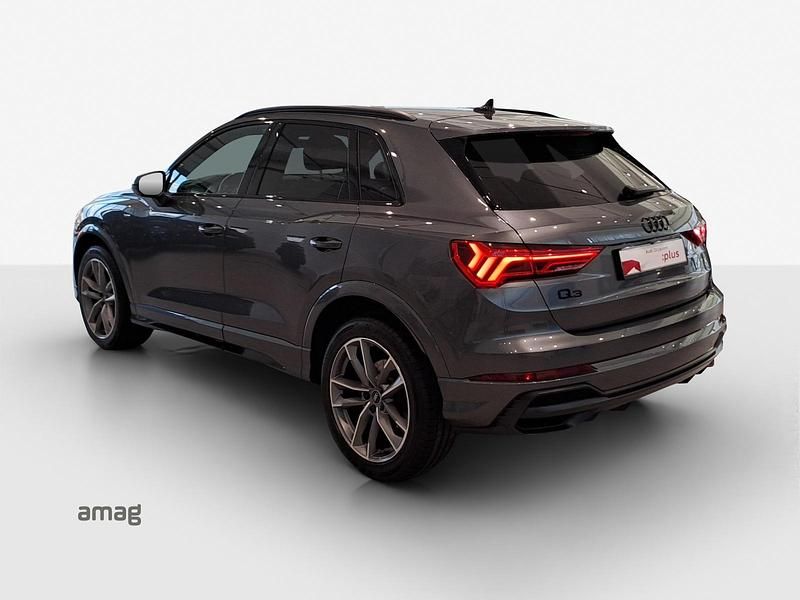Gebraucht Audi Q3 Attraction 150 PS (110 kW) 2022 Daytonagrau perleffekt SUV