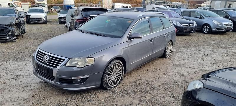 Gebraucht VW Passat Comfortline 250 PS (183 kW) 2006 Kombi