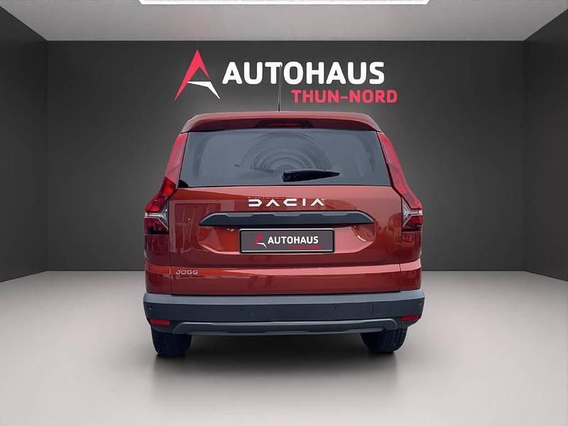 Gebraucht Dacia Jogger Expression 110 PS (80 kW) 2023 Braun Van / Kleinbus