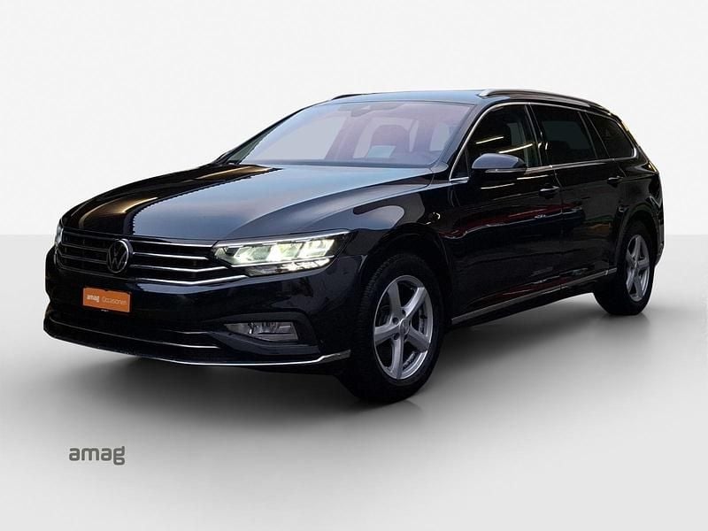 Gebraucht VW Passat Elegance 200 PS (147 kW) 2023 Deepblack perleffekt Kombi