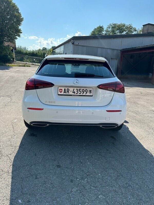 Gebraucht Mercedes A200 163 PS (119 kW) 2023